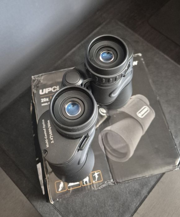 Бинокль Celestron 20×50
