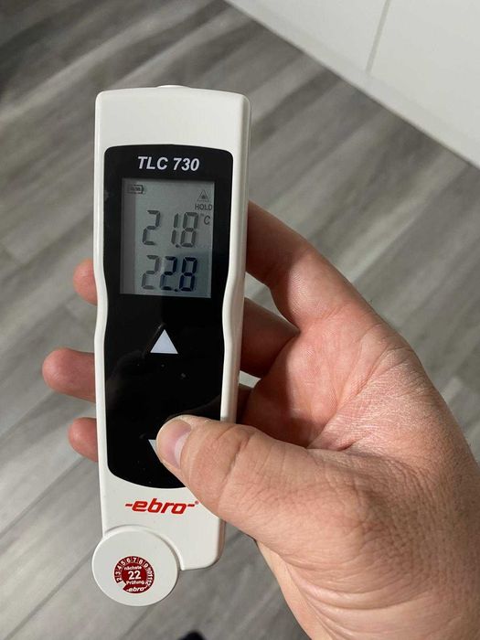 Termometru cu infraroșu ebro TLC 730