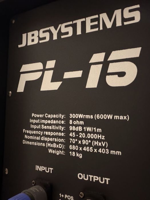 sistem audio complet - 2 BOXE + MIXER AMPLIFICAT