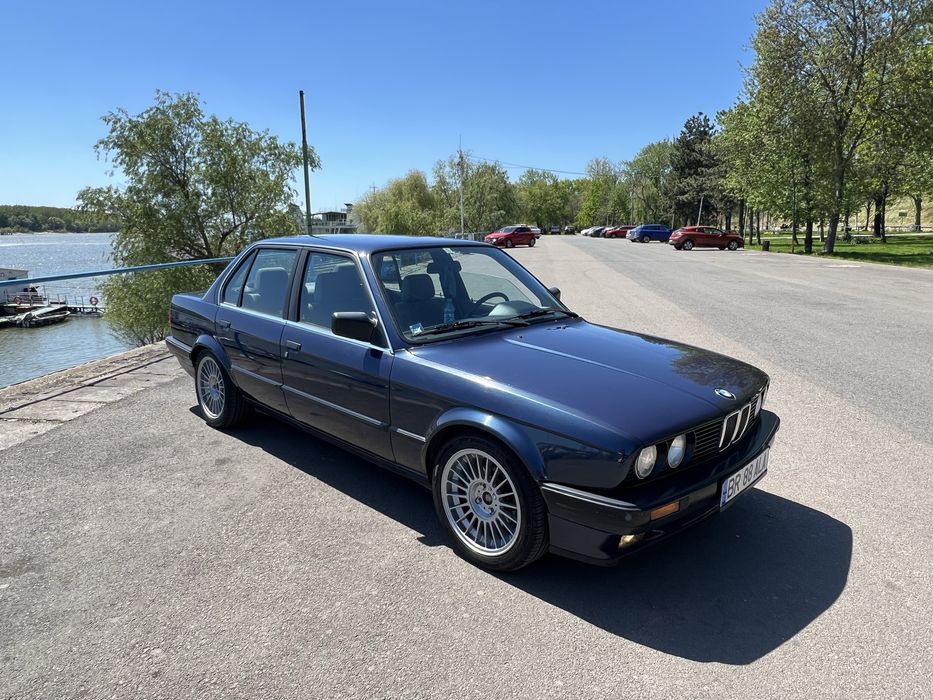 De vanzare Bmw E30 318i