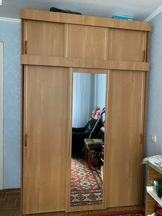 Продам шкаф купе для белья,стенку..