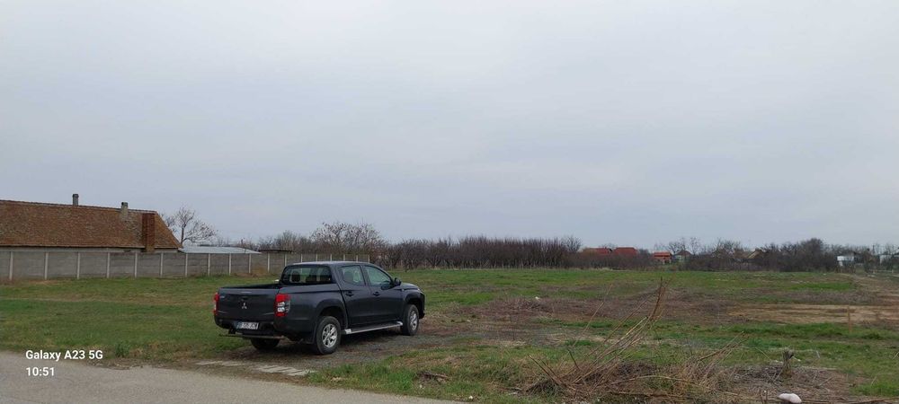 TEREN INTRAVILA 591 MP, PRET 35euro mp+tva, loc Padureni Timis.