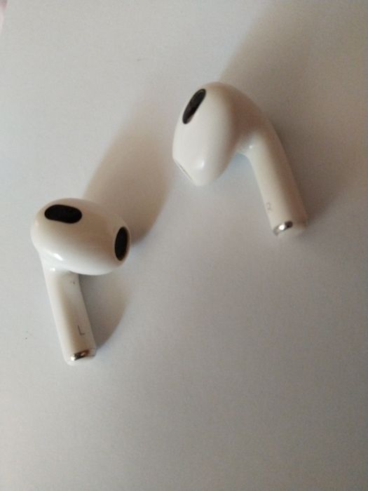 Наушникт AirPods 3 без кейса