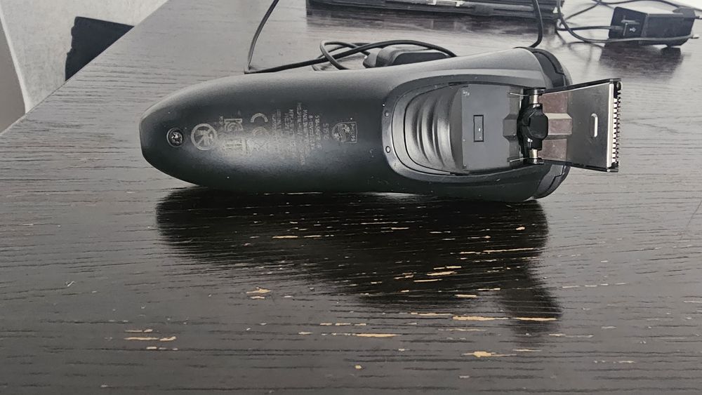 Электробритва Philips series 1000