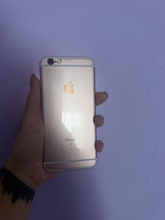 Продам айфон 6s  состояние отличное