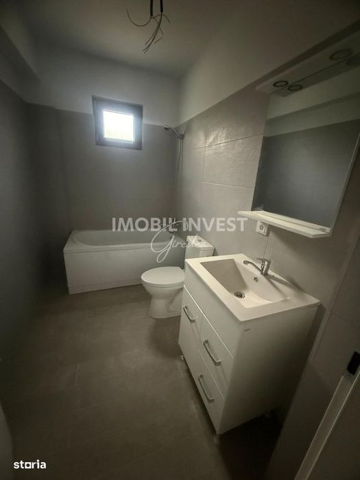 Apartament 3 camere, Bloc nou, 98.000 euro, Alba Iulia
