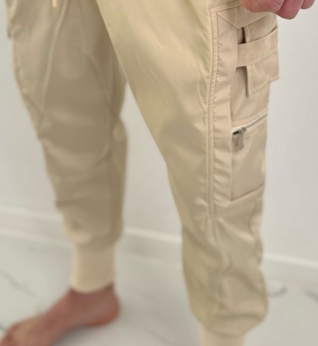 Pantaloni Model VAGABOND