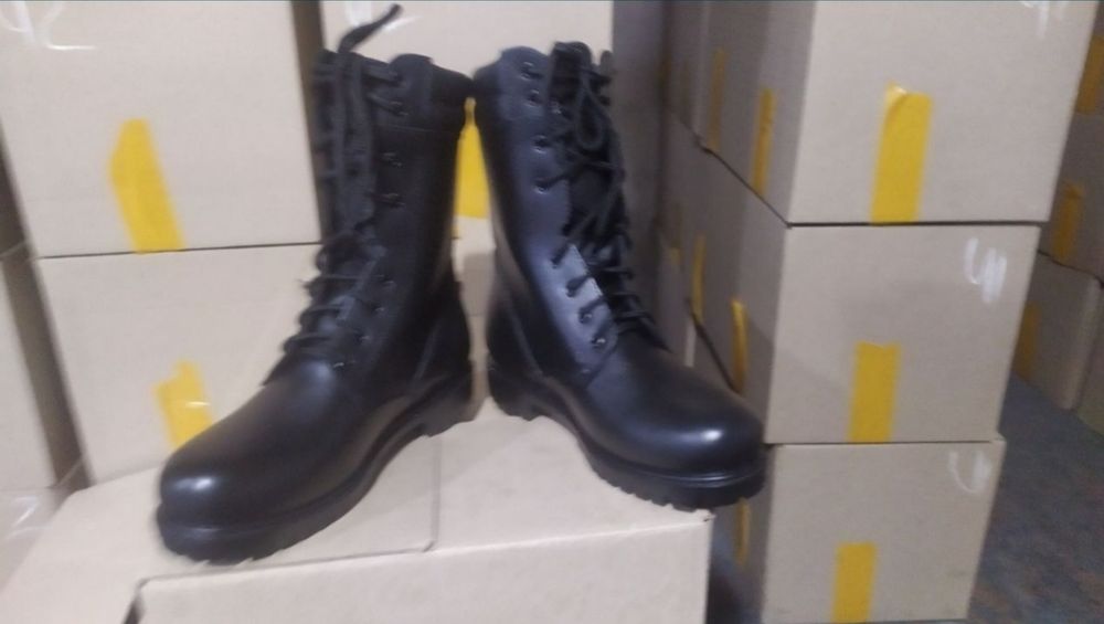 Ботинки с высокими берцами натуральная кожа новые в количестве