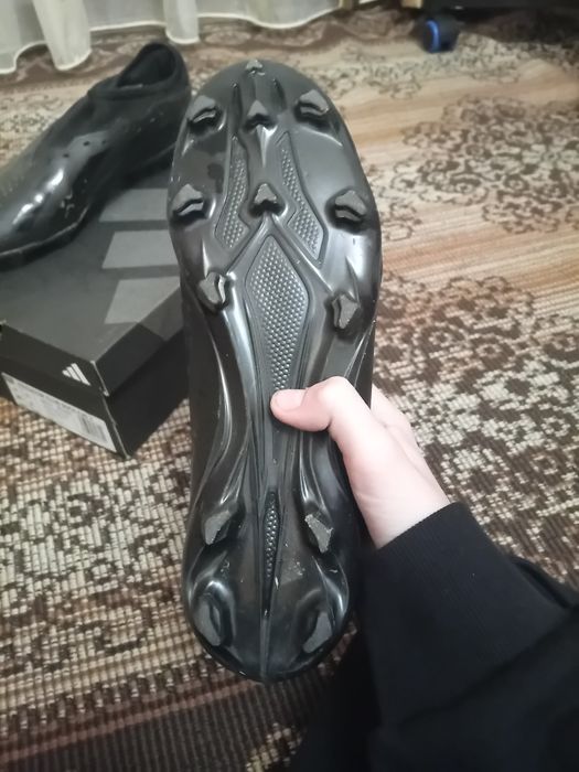 Футболни обувки адидас crazyfast 39 номер