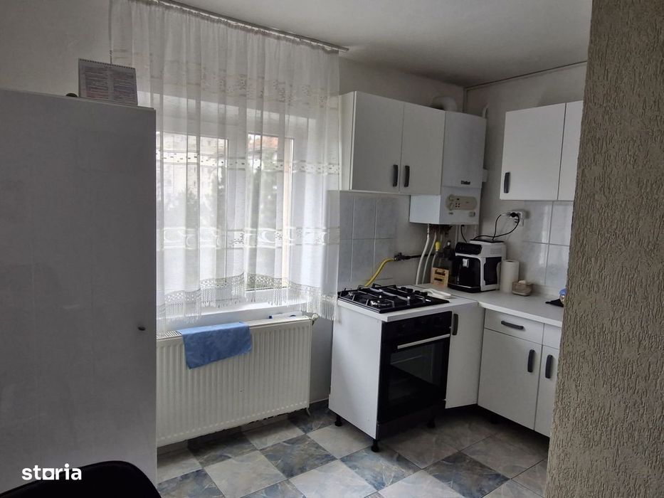 Obcini - apartament cu 2 camere decomandate