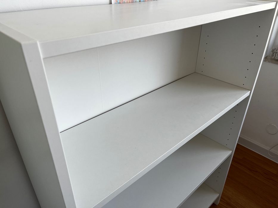 Библиотека BILLY IKEA