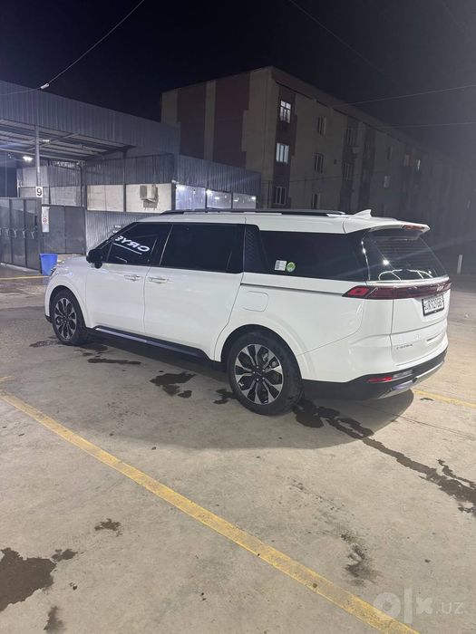 Kia carnival 2023-yil 66000km