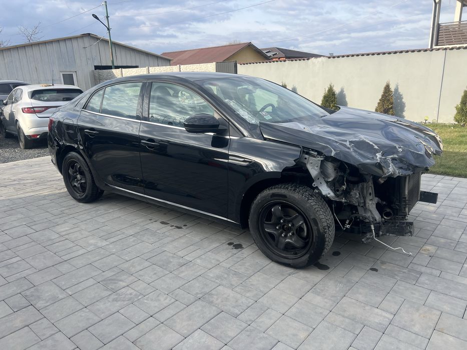 Renault megane 4 1.3 tce 2022  avariat