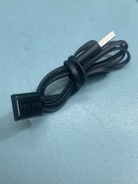 Cablu incarcarcare original smartwatch vector