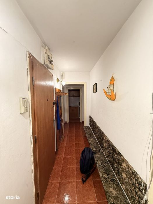 Ap. 2 camere , decomandat , cu centrala proprie - Medicina
