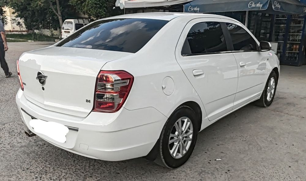 Chevrolet Cobalt 2017 — 3