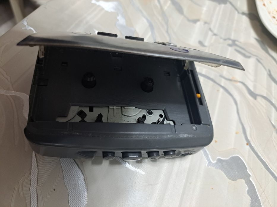 Музыкальный плеер сони оригинал