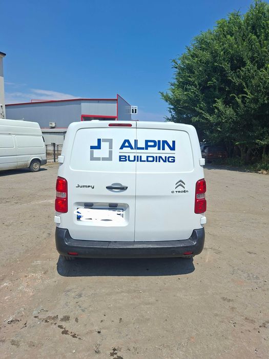 Продавам Citroen Jumpy 2.0 BlueHDi 122к.с. 2017г.