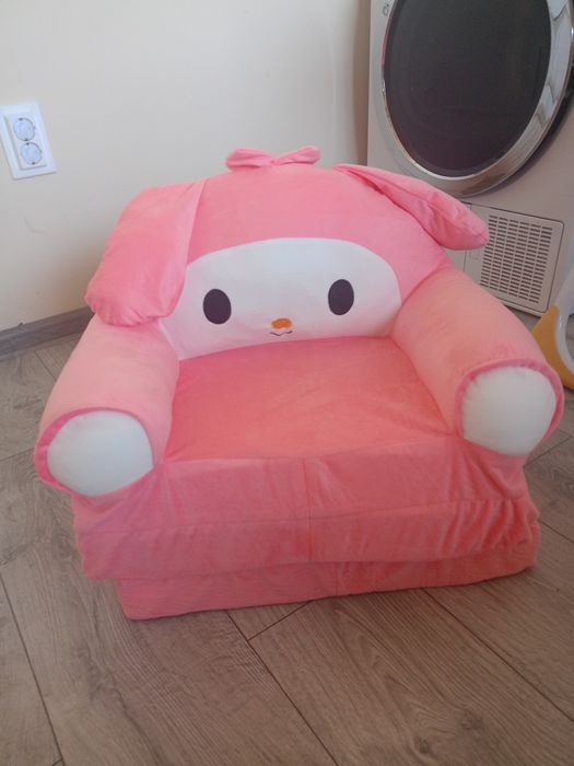 Детско розово диванче