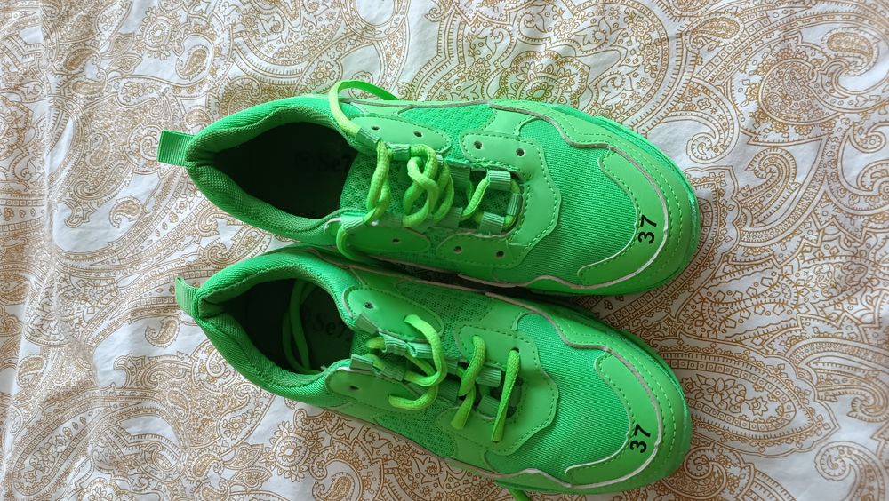 Маратонки кецове Найк Рийбок Nike Reebok и други 38