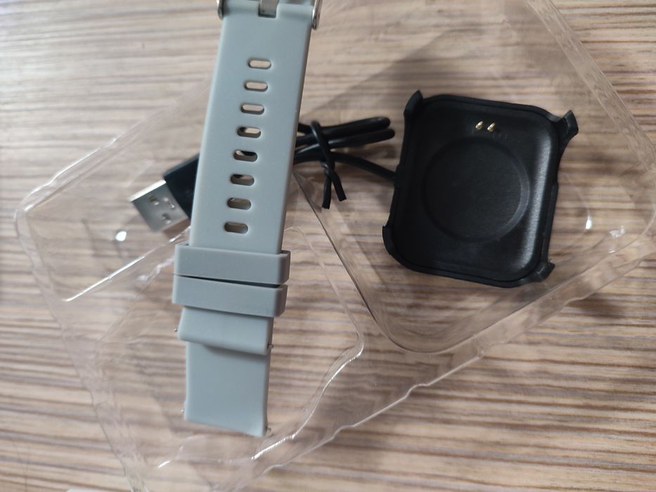 Смарт часовник Y13 - сребърен/златен