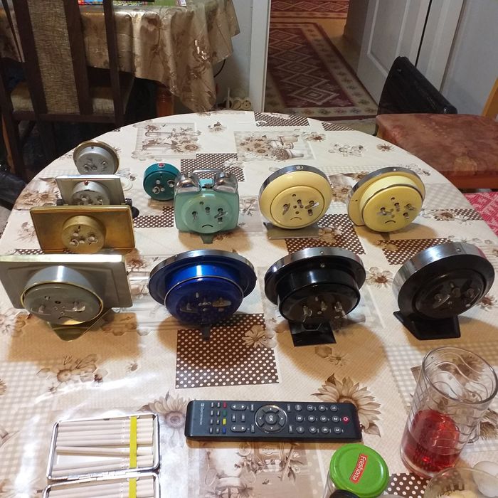 Стари Руски и Китайски часовници