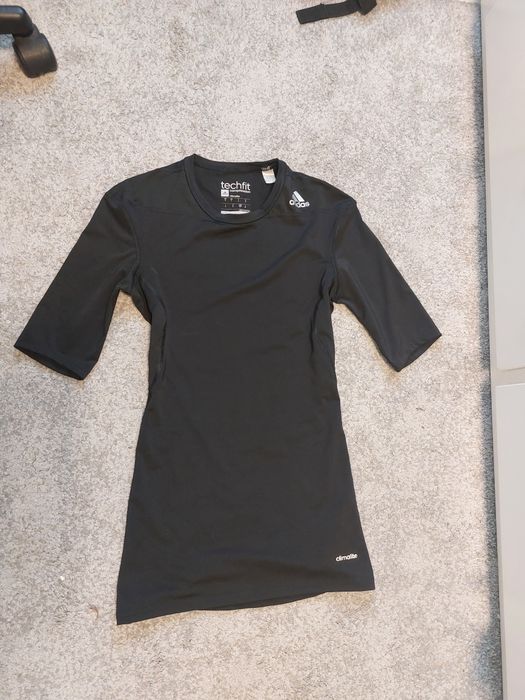 Bluza/ tricou adidas compression techfit  climate marime S