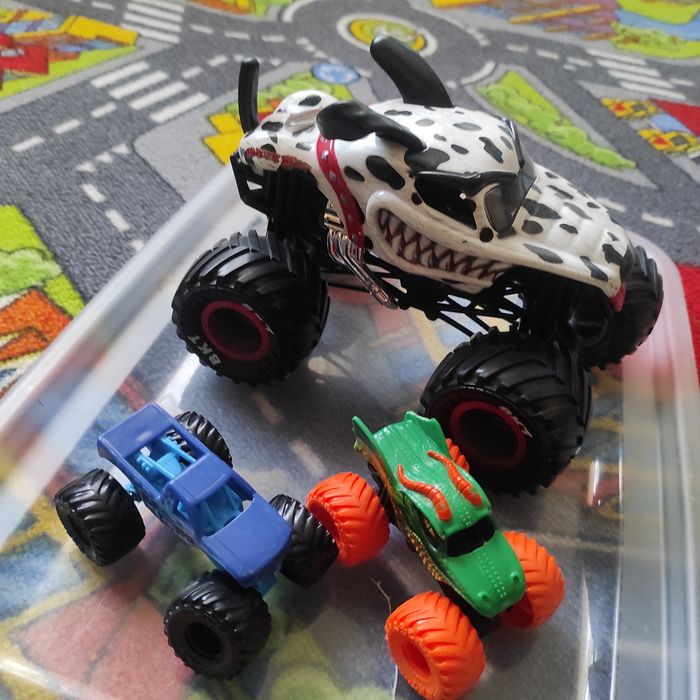 Masina Monster Gem scara 1:24+CADOU