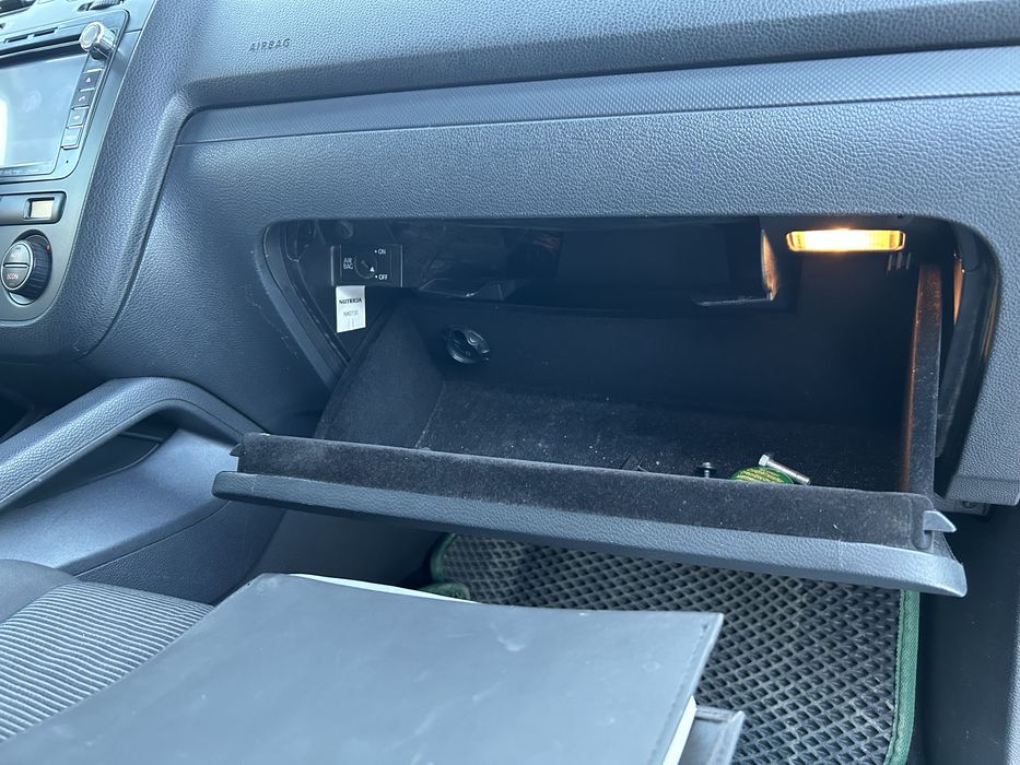 Срочно сатам гольф 5 2007 автомат