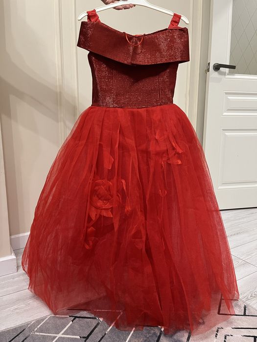 Платье бальное