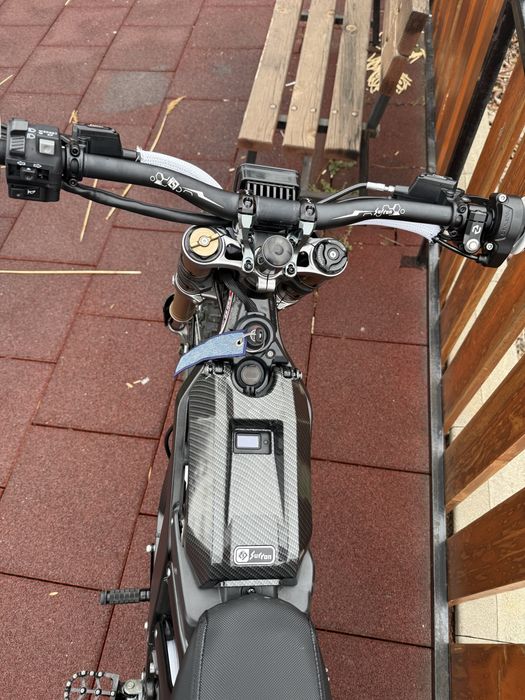 Surron light bee x 2025