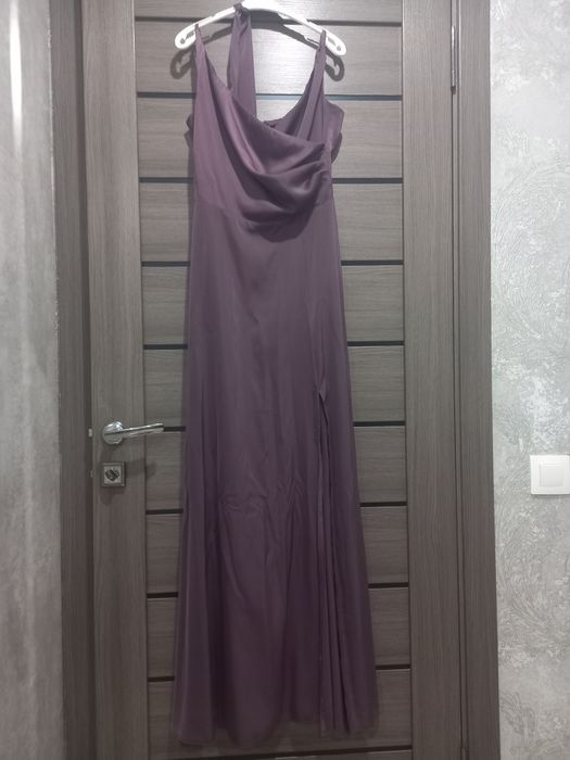 Продам платье. 44 размер