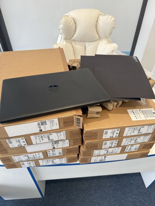 Laptop HP Noi sigiliate