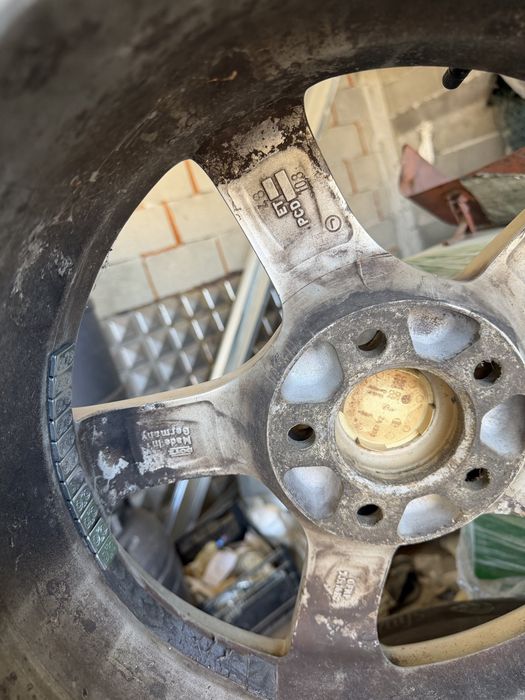Летни гуми с джанти 205/55/r16 Mercedes