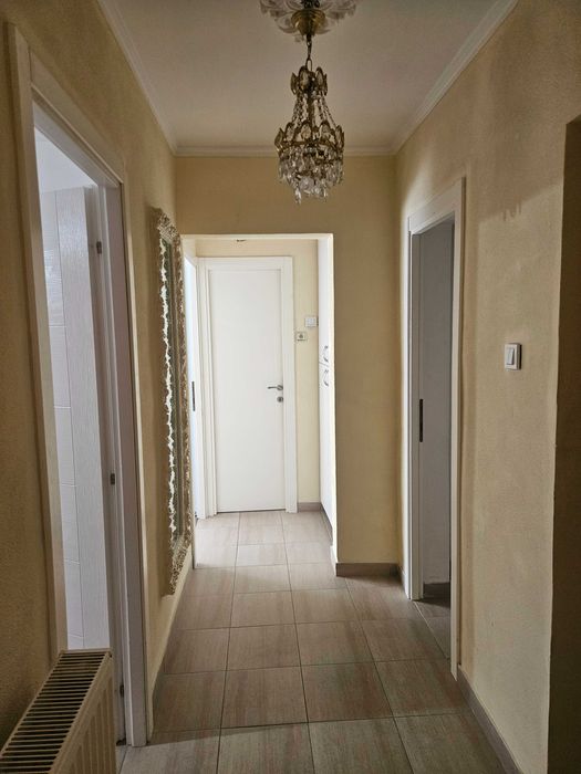 Inchiriez apartament 2 camere