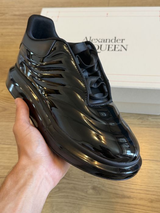 Alexander McQueen Black Gloss Lux