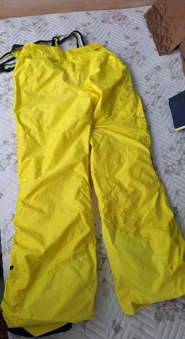 Ски екипировка яке и гащеризон