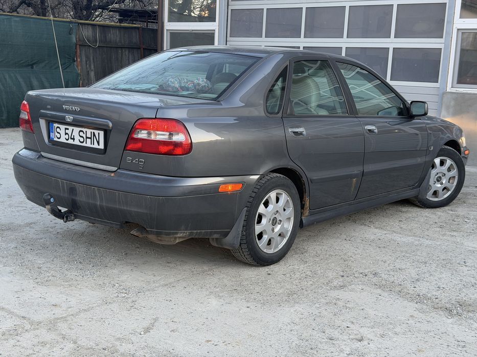 Volvo S40, 1.9 dCi, piele, incalzire scaune, clima, navi