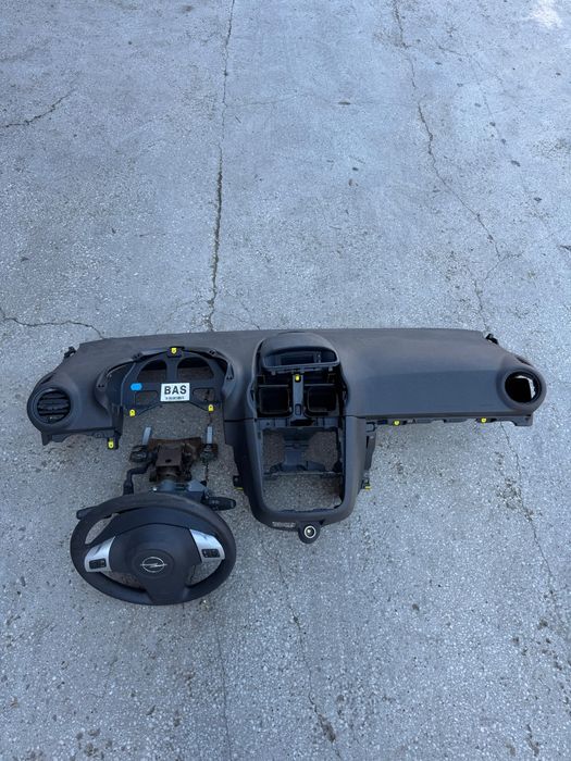 Planșa bord și airbag volan Corsa D