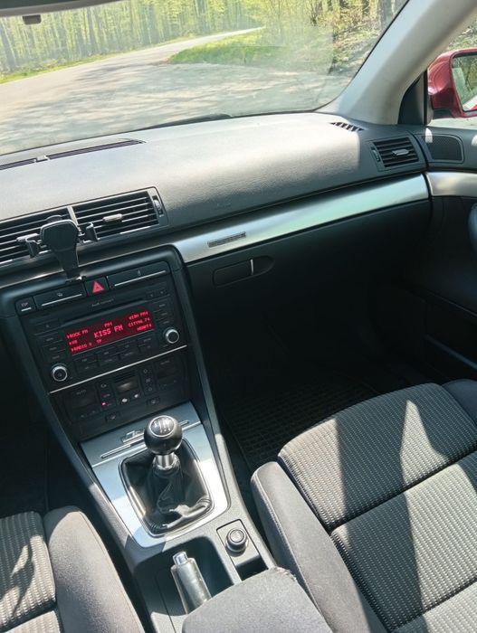 Vând Audi A4 B7 2.0 TDI sau VARIANTE