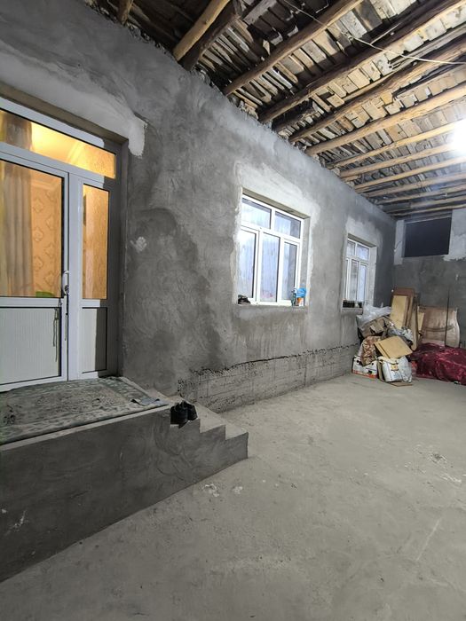 Дом Сергели 2.  2,4 СОТКИ. Ориентир Сарык бала. Большой зал. Подвал