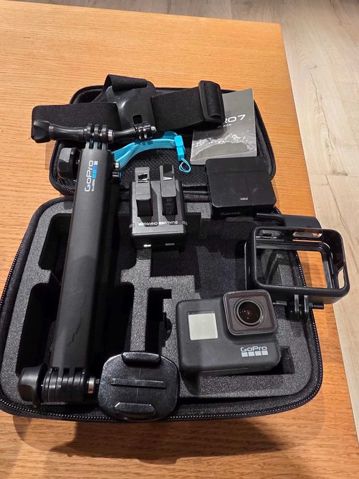 Продавам GoPro hero 7 black