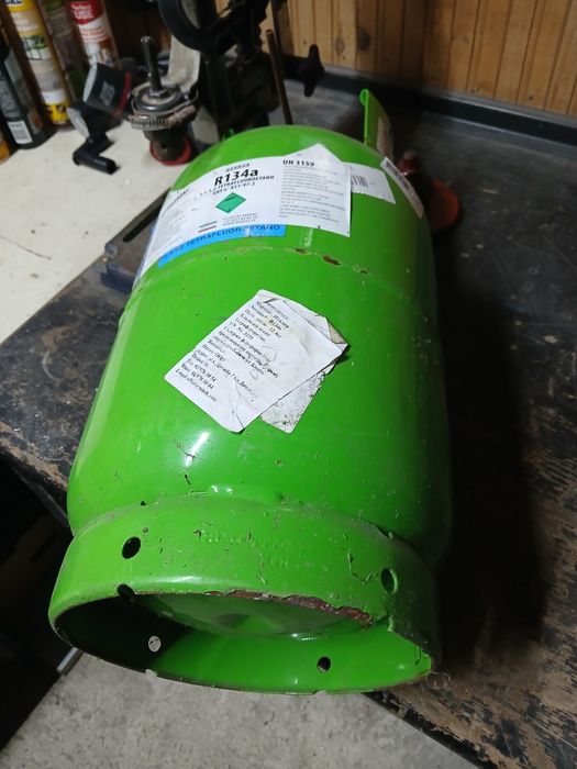 Бутилка  от фреон