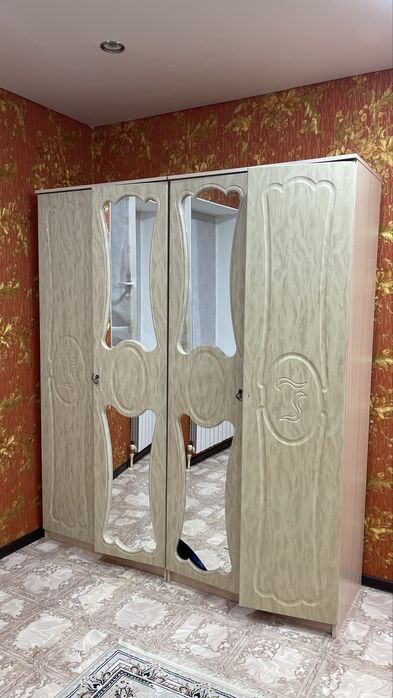 Шкаф полка для дома