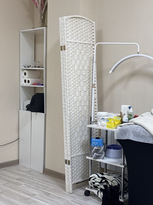 Продам ширму, цвет белый