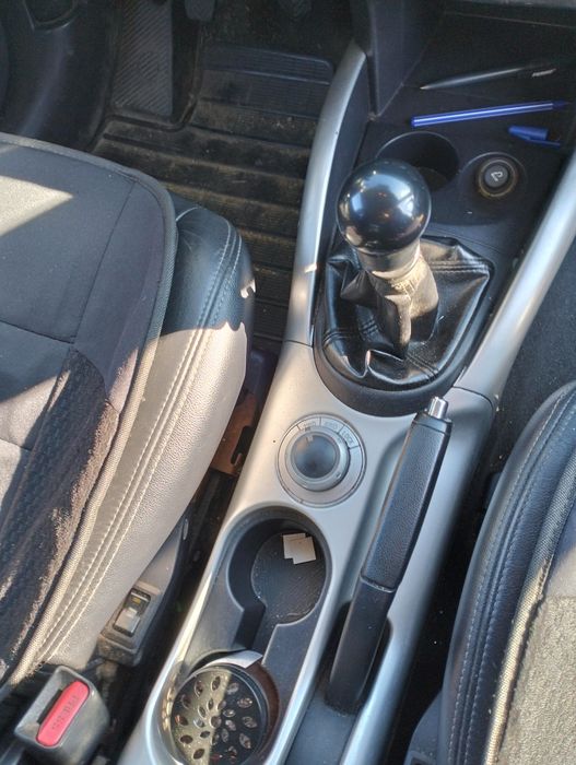 Vând Mitsubishi outlander