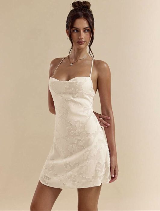 Нежна къса рокличка