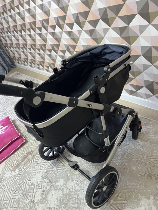 Коляска универсальная