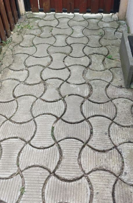 55 mp pavele second – preț foarte mic (ideal curte/alee)