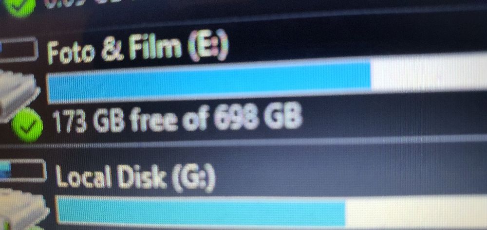 Vând hard extern 3.0